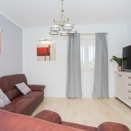 שיבניק Apartman Slavice מראה חיצוני תמונה