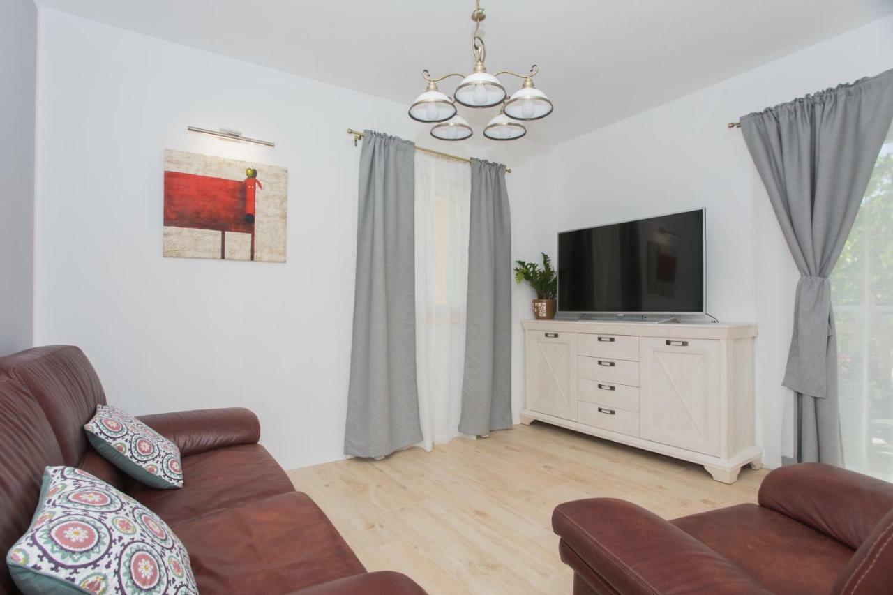שיבניק Apartman Slavice מראה חיצוני תמונה