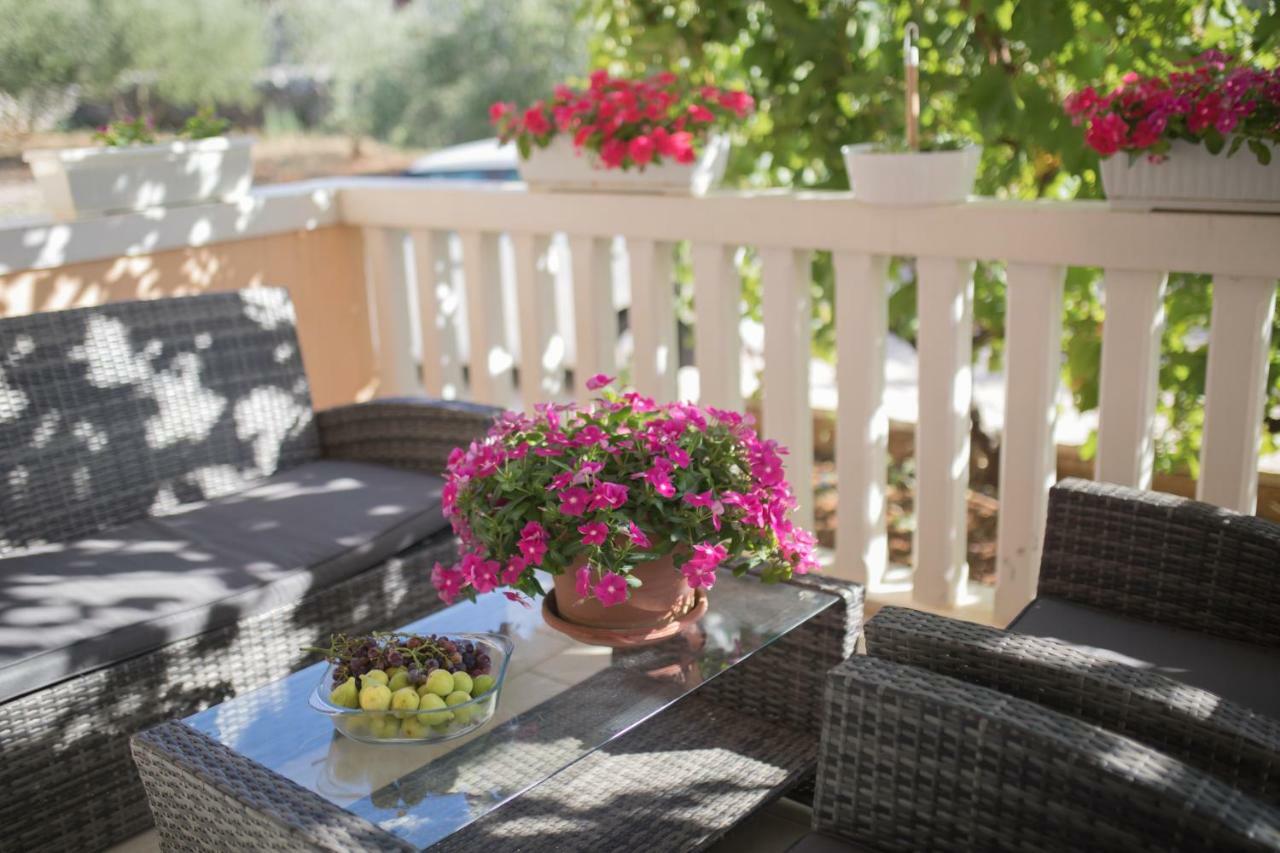 שיבניק Apartman Slavice מראה חיצוני תמונה